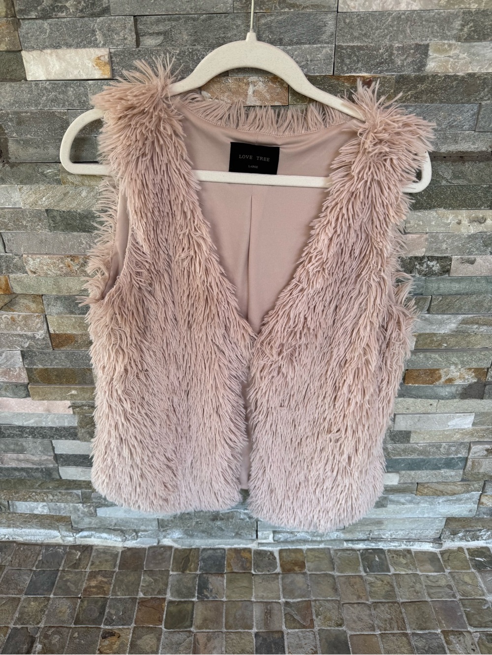 Love Tree Light Blush Faux Fur Vest